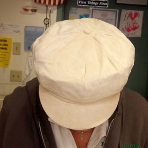 Vintage David & Young Newsboy Cap. Beige. OS